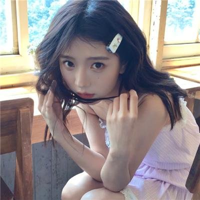 毛衣女郎